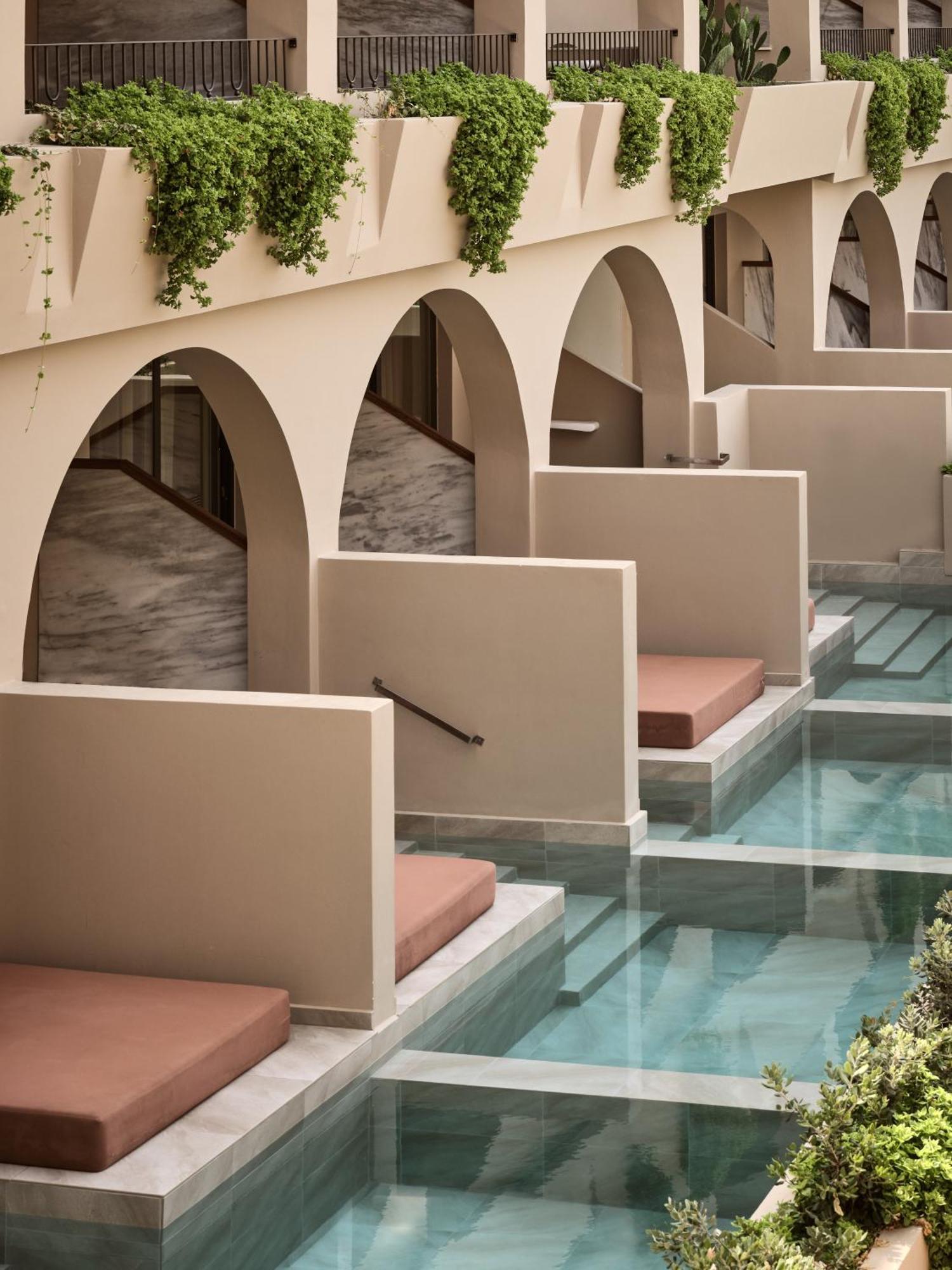 Hotel Pallas Лаганас Экстерьер фото