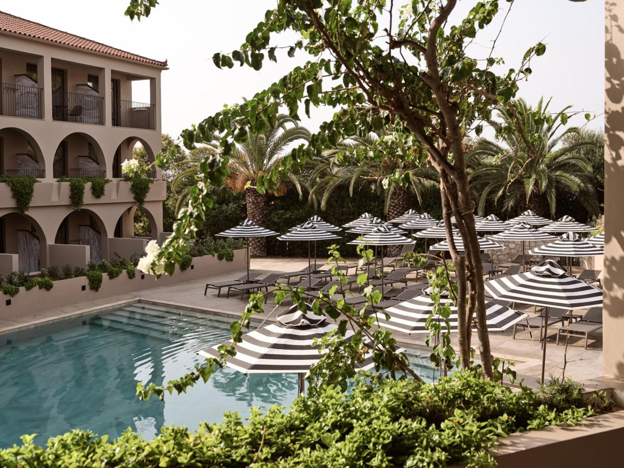 Hotel Pallas Лаганас Экстерьер фото