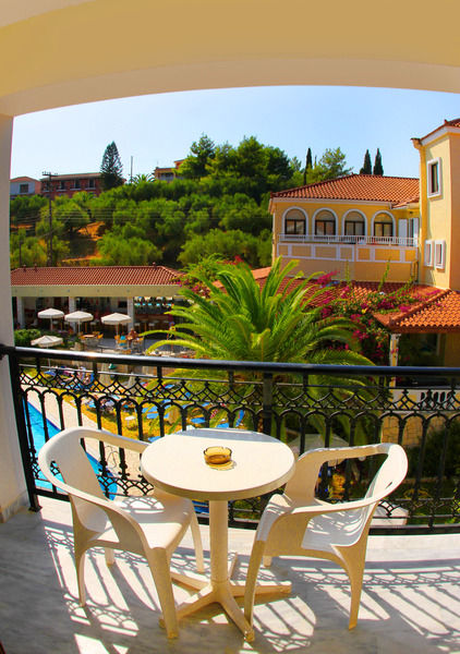 Hotel Pallas Лаганас Экстерьер фото